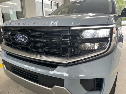 2025 Ford Expedition Platinum 4x4 Platinum  SUV