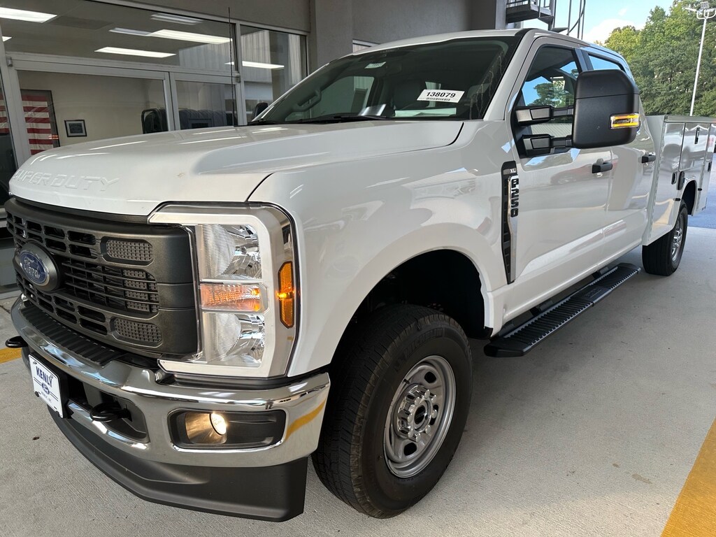 New 2026 Ford F-250 Super Duty XL 4x4 Crew Cab w/8-ft Knapheide SVC Body XL Crew Cab w/8-ft KNAPHEIDE SVC BODY