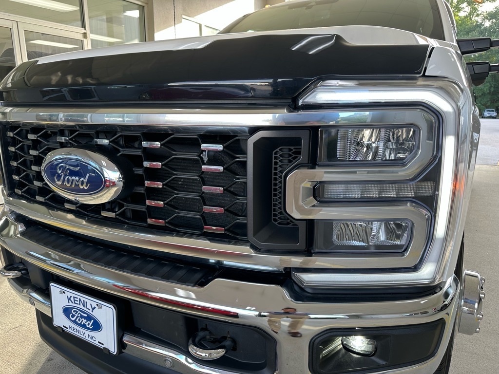Certified 2024 Ford F-350 Super Duty King Ranch 4x4 King Ranch Crew Cab 8 ft. LB DRW Pickup