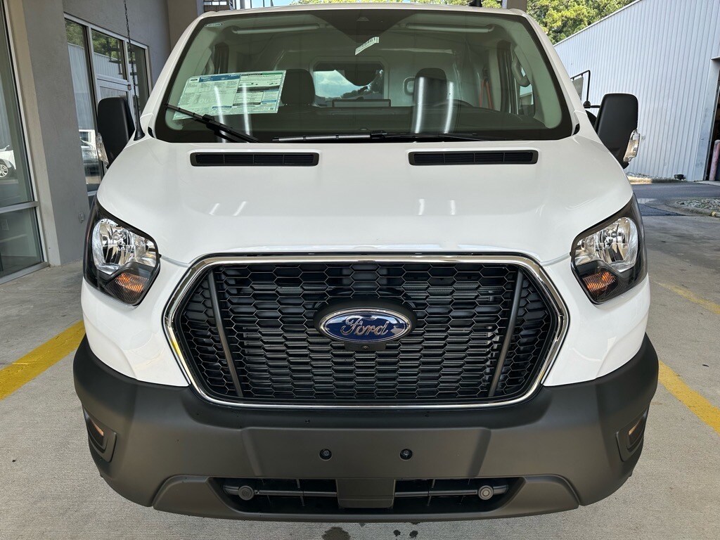 2024 Ford Transit Cargo Van photo 2