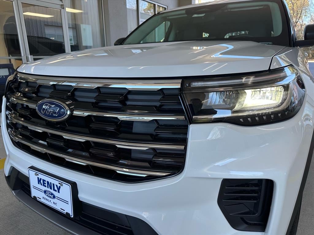 2026 Ford Explorer Active's photo