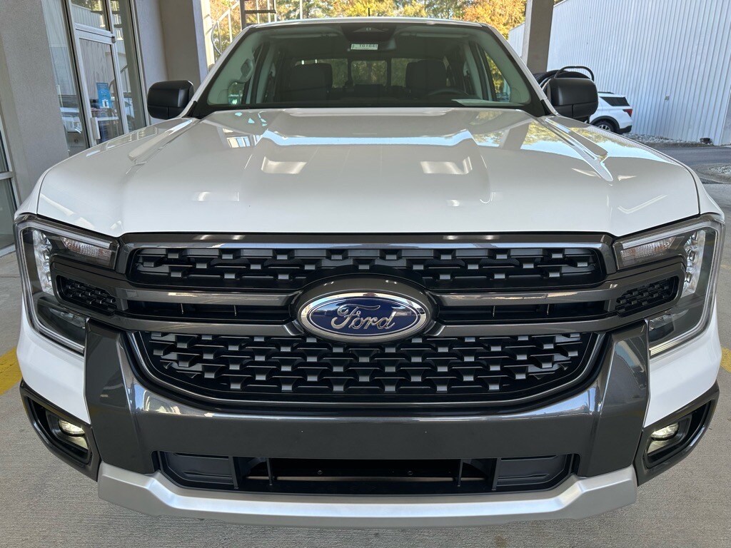 2025 Ford Ranger XLT photo 2