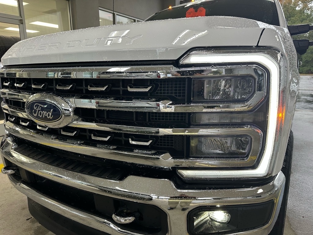 2024 Ford F-250 Super Duty Lariat's photo