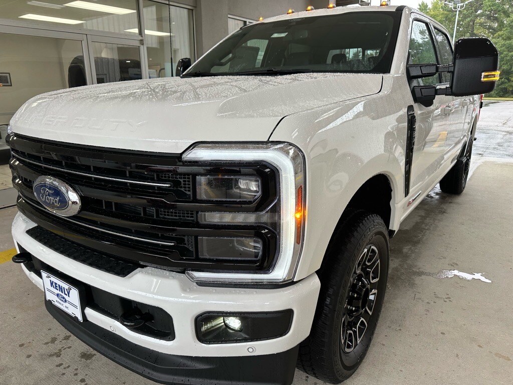 2026 Ford F-350 Platinum photo 2