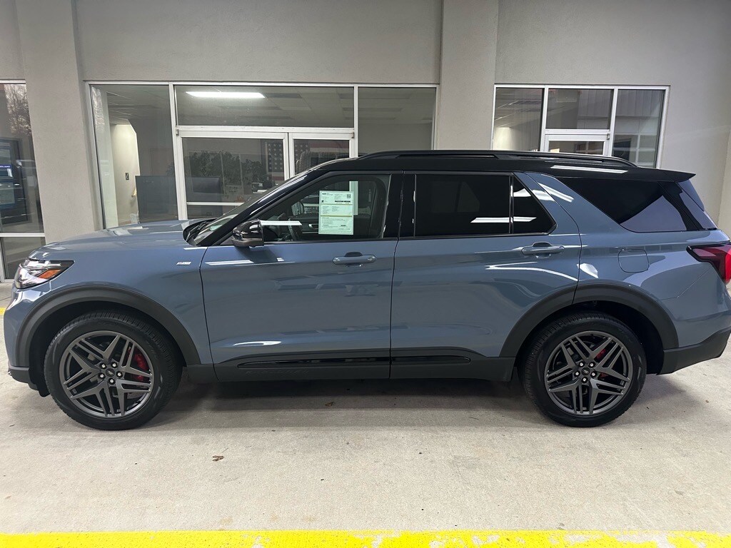 Certified 2025 Ford Explorer ST-Line AWD ST-Line SUV