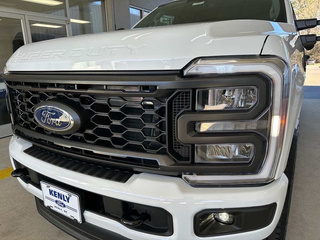 New 2026 Ford F-250 Super Duty XL 4x4 XL SuperCab 6.8 ft. SB Pickup