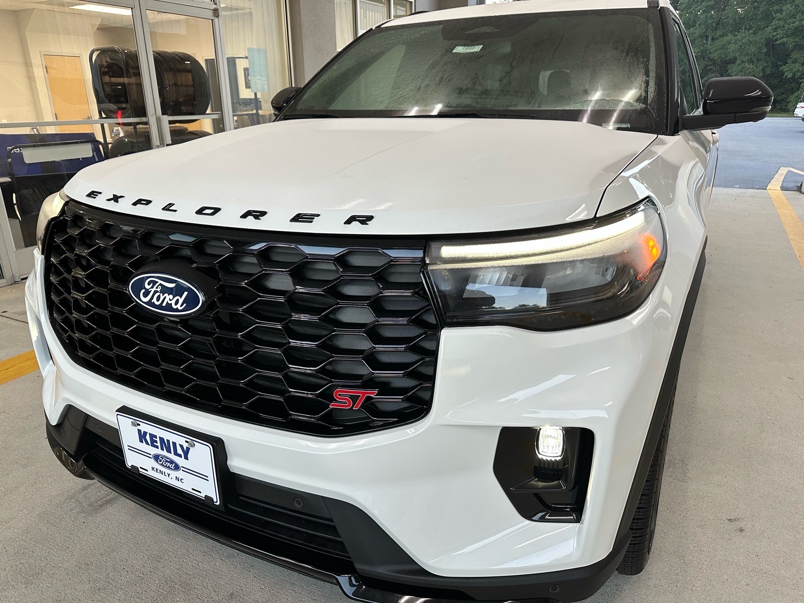 2027 Ford Explorer ST ST  SUV