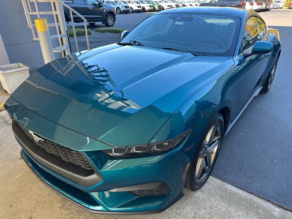 2026 Ford Mustang EcoBoost photo 2