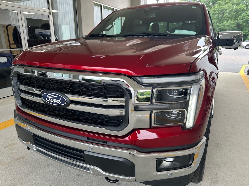 New 2026 Ford F-150 Lariat 4x4 Lariat SuperCrew 5.5 ft. SB