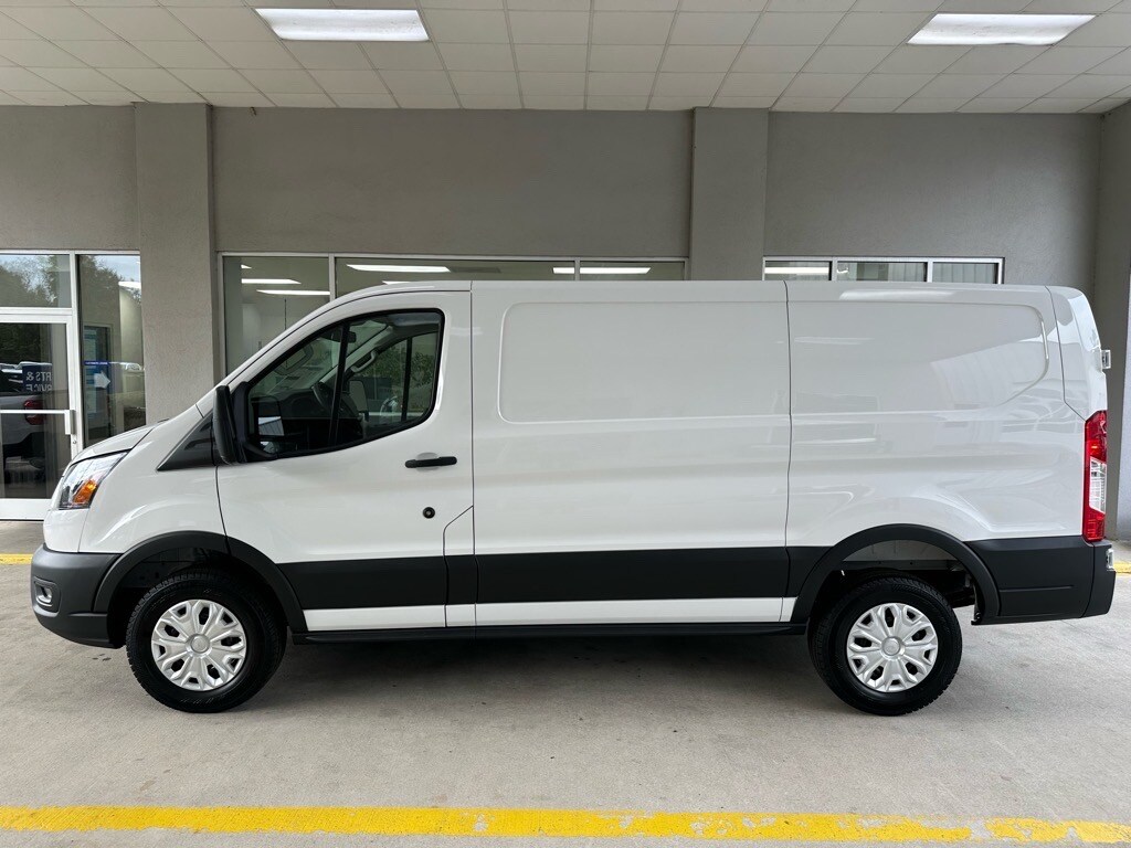 2025 Ford Transit Cargo Van photo 3