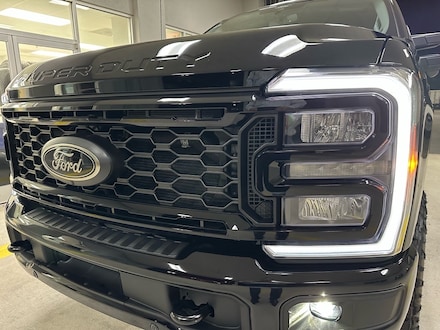 2026 Ford F-250 Super Duty Lariat 4x4 Lariat  Crew Cab 6.8 ft. SB Pickup