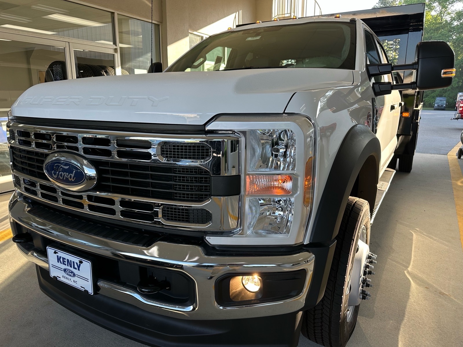 2026 Ford F-450 XL 4x4 Crew Cab 203-In DRW's photo