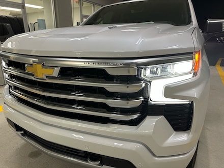 2025 Chevrolet Silverado 1500 High Country 4x4 High Country  Crew Cab 5.8 ft. SB