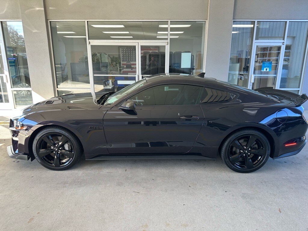 2023 Ford Mustang GT photo 2