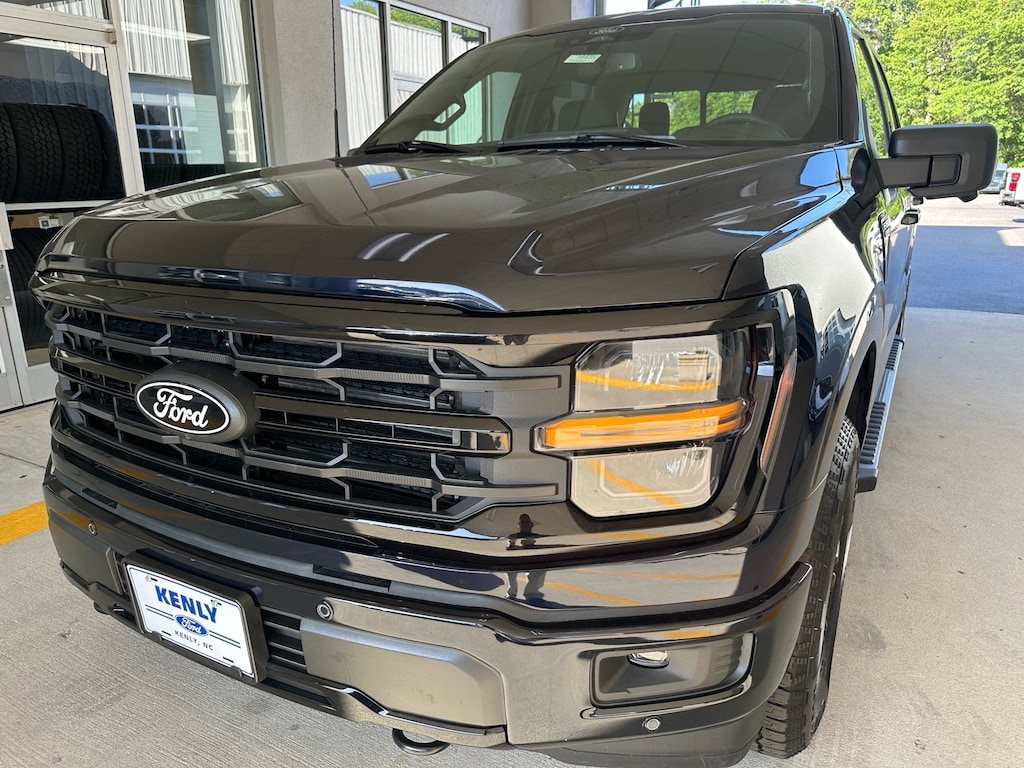 New 2026 Ford F-150 XLT 4x4 XLT SuperCrew 5.5 ft. SB