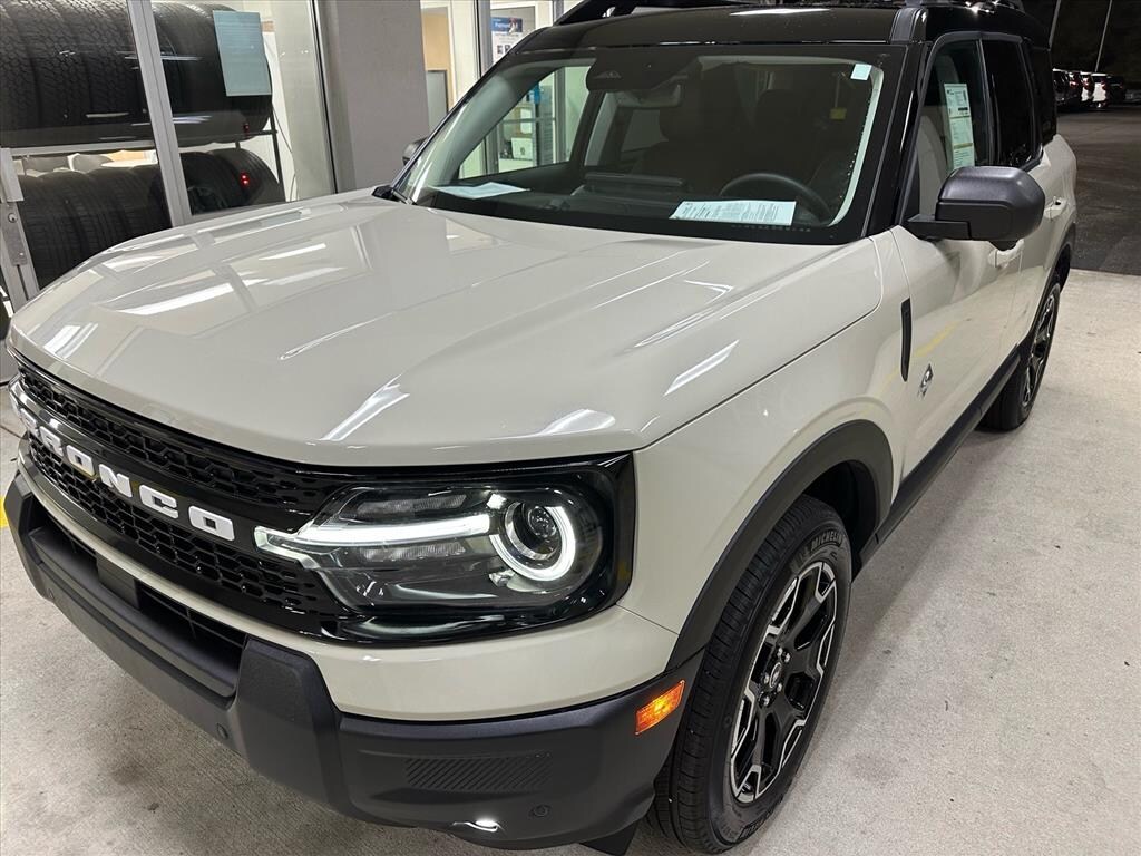Certified 2025 Ford Bronco Sport Outer Banks AWD Outer Banks SUV