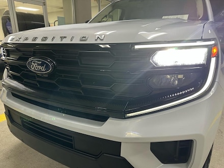 2025 Ford Expedition Active 4x4 Active  SUV