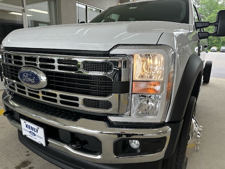 2025 Ford F-550 Chassis Cab XL 4x4 Crew DRW XL CREW DRW