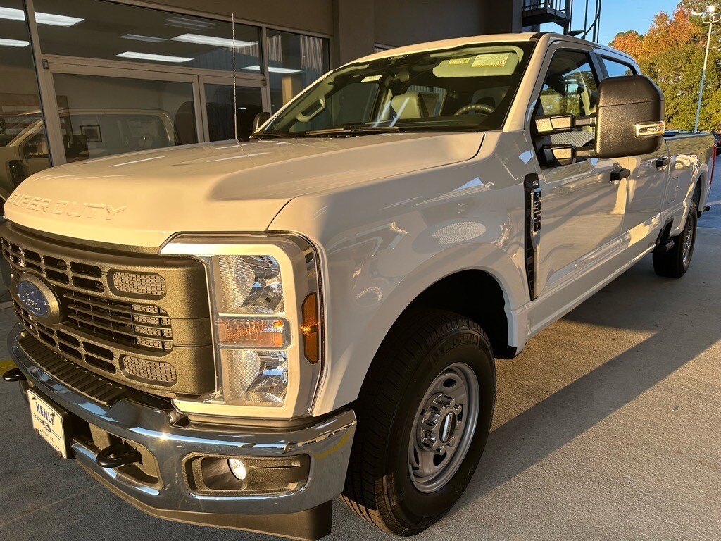 New 2026 Ford F-350 Super Duty XL 4x2 XL Crew Cab 8 ft. LB SRW Pickup