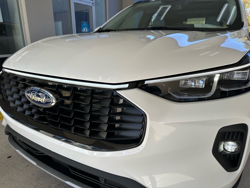 2026 Ford Escape PHEV's photo