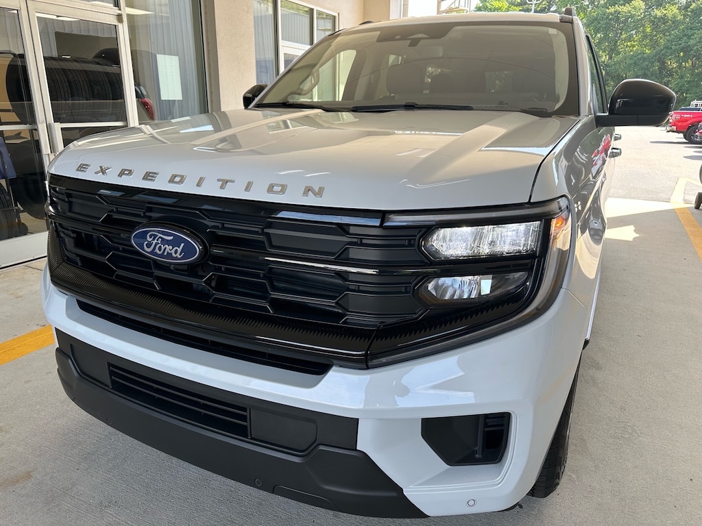 Certified 2025 Ford Expedition MAX Active 4x2 Active SUV