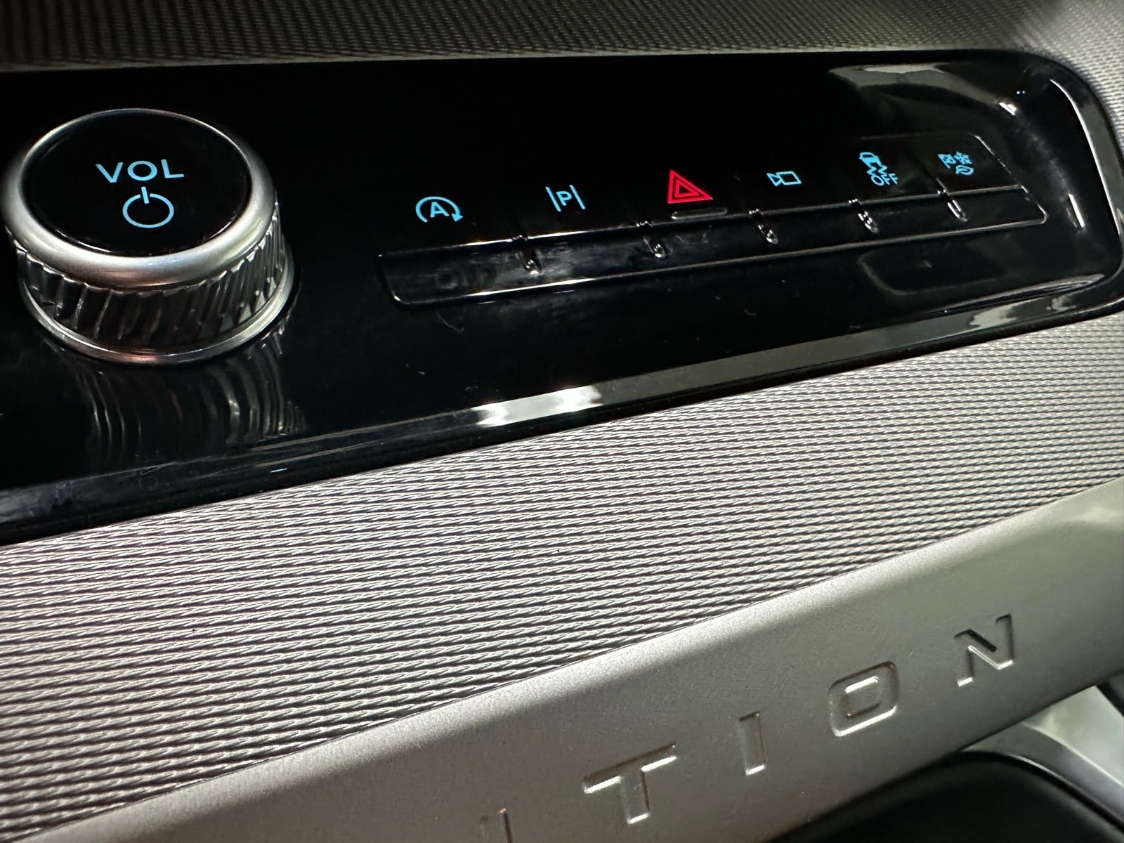 2025 Ford Expedition Active - Photo 46