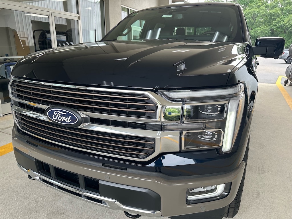 New 2026 Ford F-150 King Ranch 4x4 King Ranch SuperCrew 5.5 ft. SB