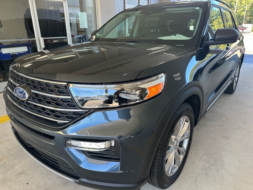 Used 2024 Ford Explorer XLT XLT  SUV