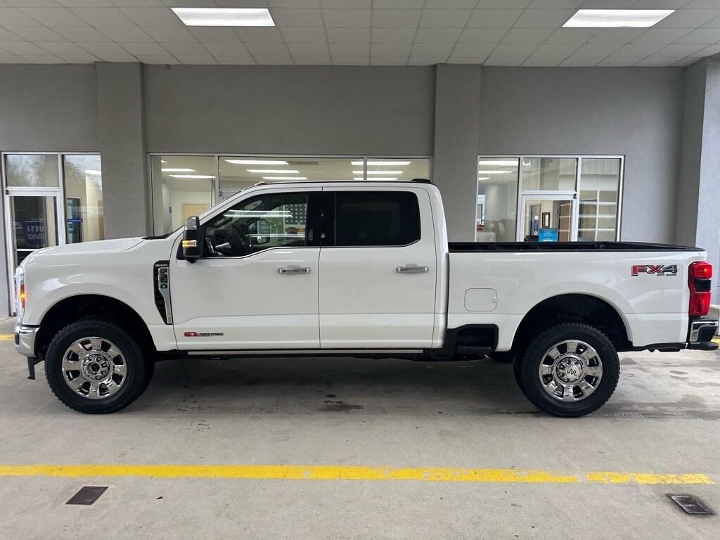 New 2026 Ford F-350 Super Duty King Ranch 4x4 King Ranch Crew Cab 6.8 ft. SB SRW Pickup