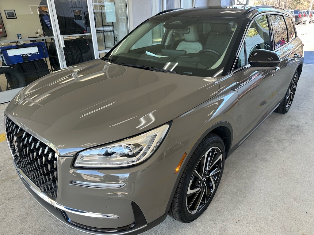 Used 2025 Lincoln Corsair Reserve Reserve SUV