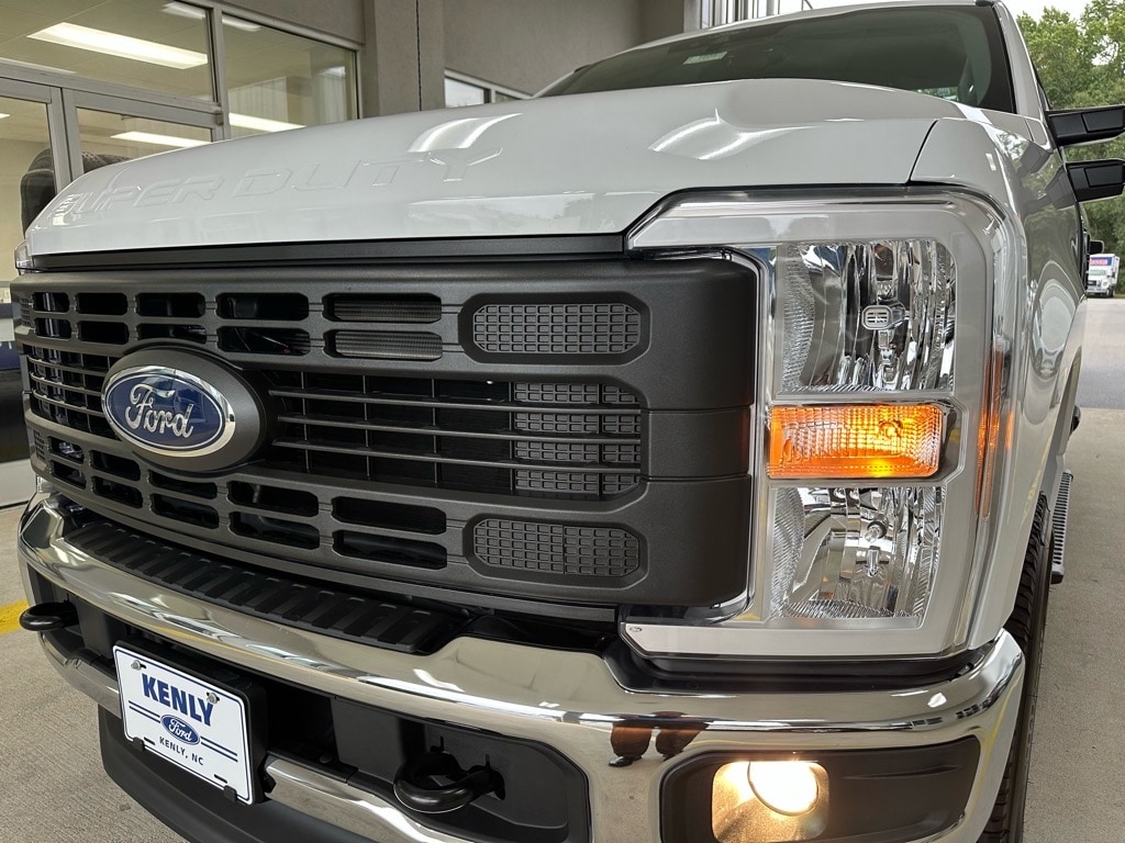 New 2026 Ford F-250 Super Duty XL 4x4 XL Regular Cab 8 ft. LB Pickup