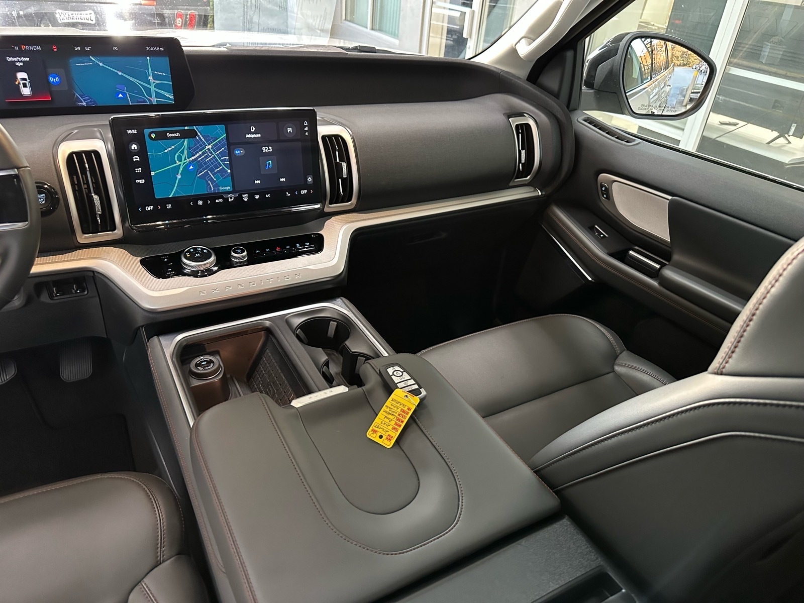2025 Ford Expedition Active - Photo 32