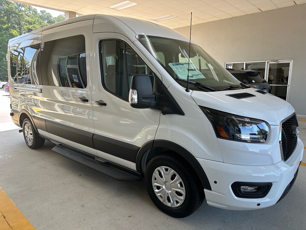 New 2026 Ford Transit 350 XLT 350 XLT LWB Medium Roof Passenger Van