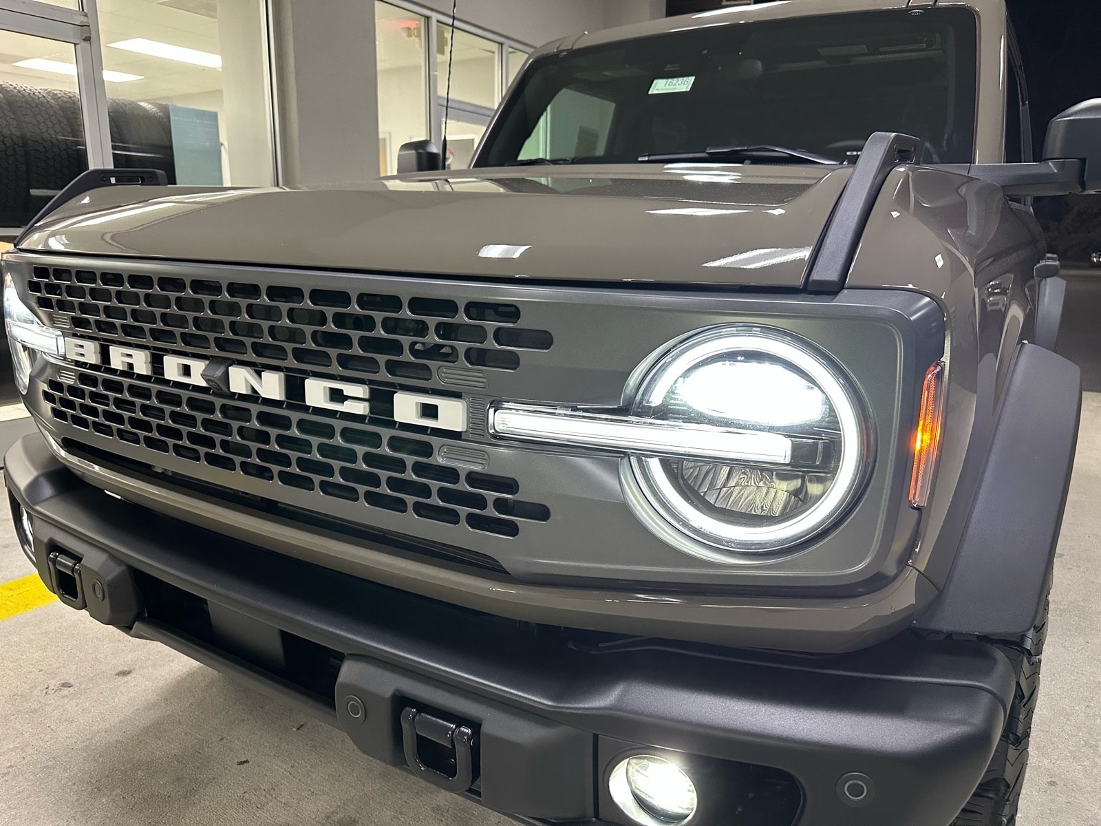 2025 Ford Bronco Badlands 4x4's photo