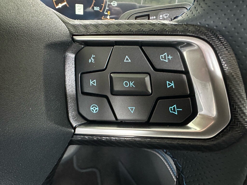 2025 Ford Mustang GT Premium Convertible - Photo 37