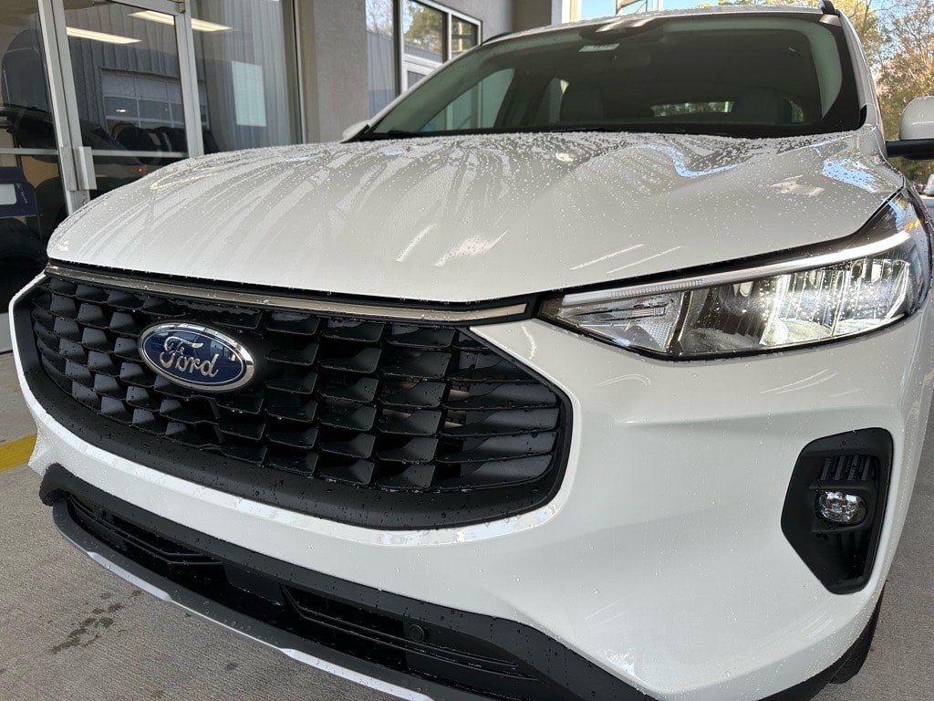 2026 Ford Escape PHEV's photo