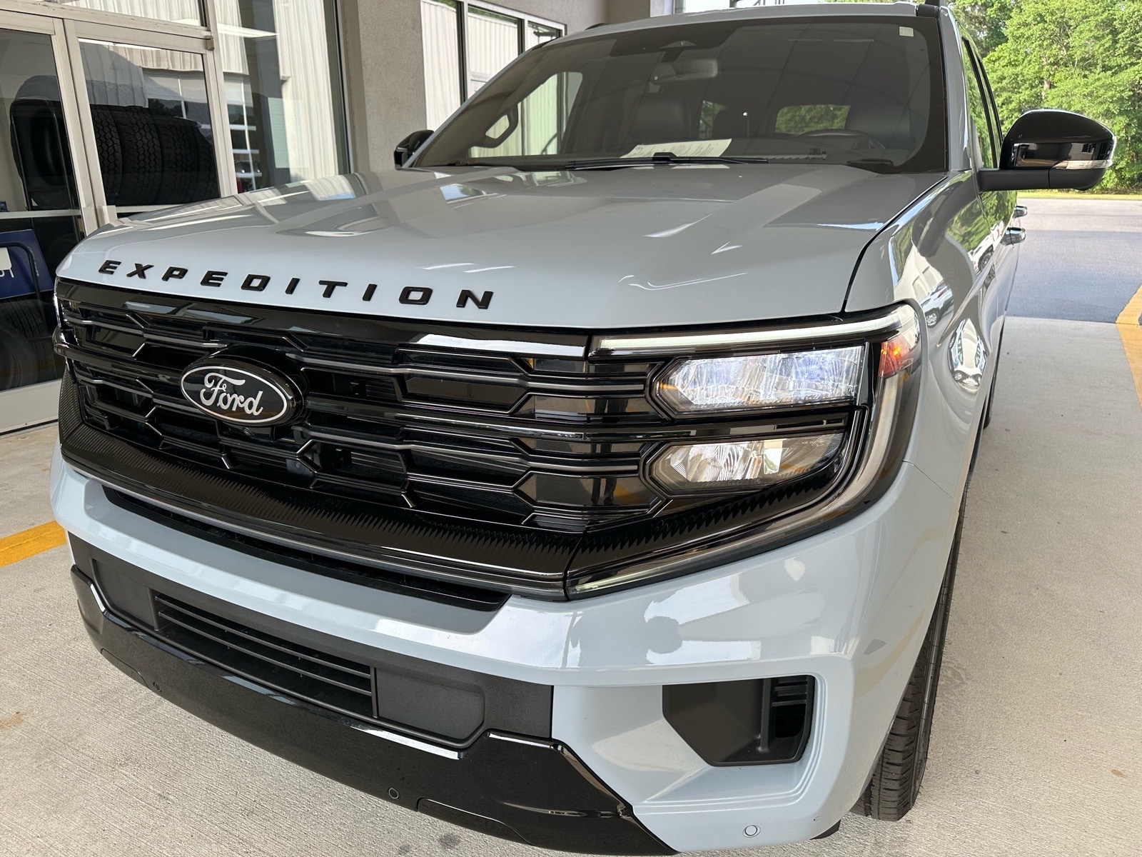 2025 Ford Expedition's photo