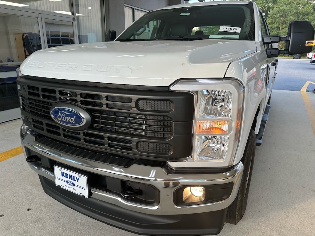 New 2026 Ford F-250 Super Duty XL 4x4 Crew Cab w/8-ft Knapheide SVC Body XL Crew Cab w/8-ft KNAPHEIDE SVC BODY