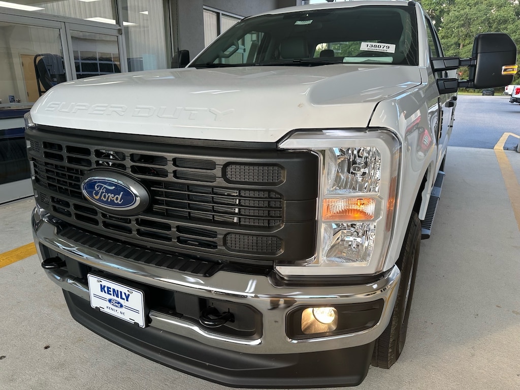 New 2026 Ford F-250 Super Duty XL 4x4 Crew Cab w/8-ft Knapheide SVC Body XL Crew Cab w/8-ft KNAPHEIDE SVC BODY