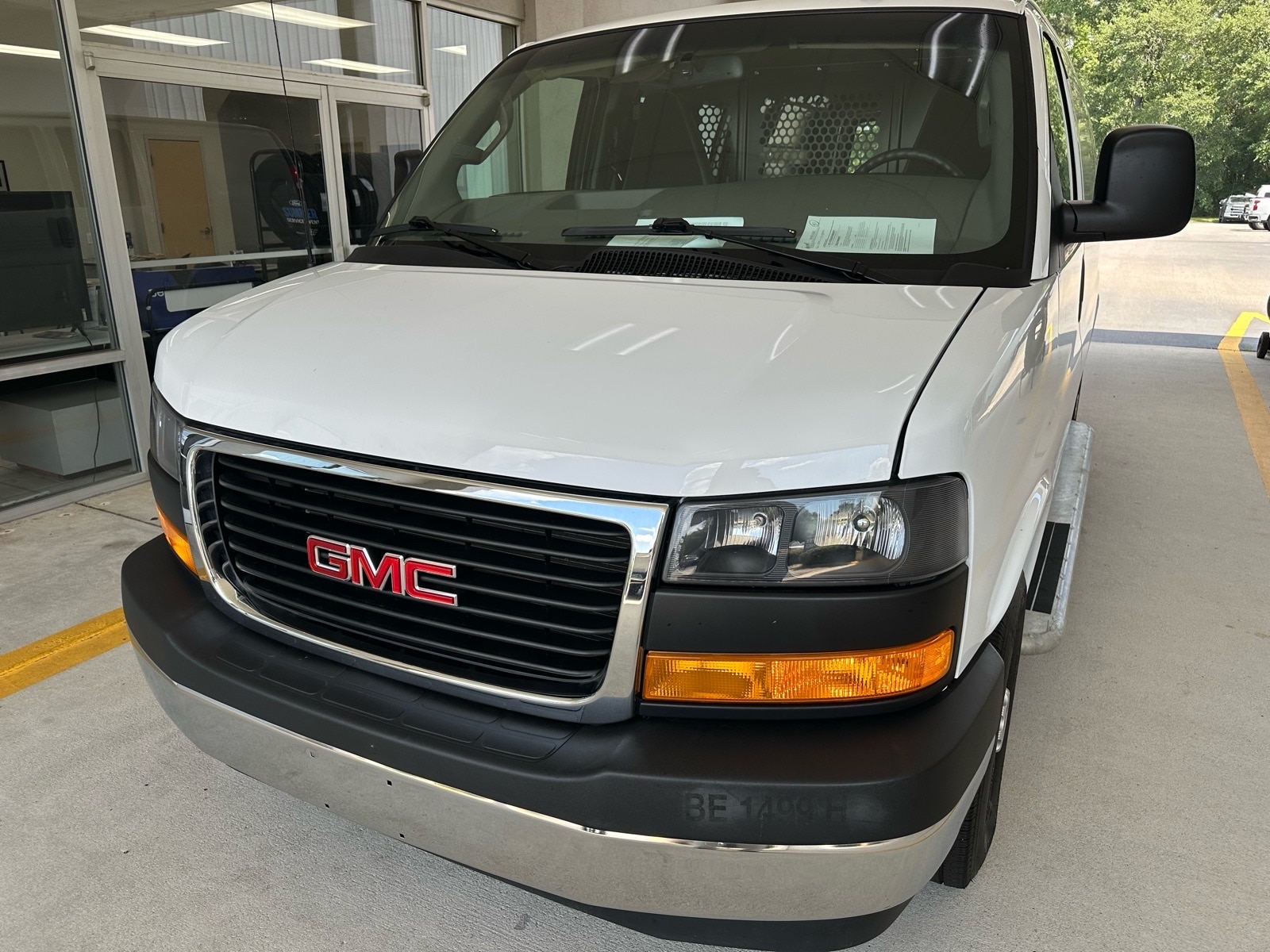 2025 GMC Savana Cargo Van