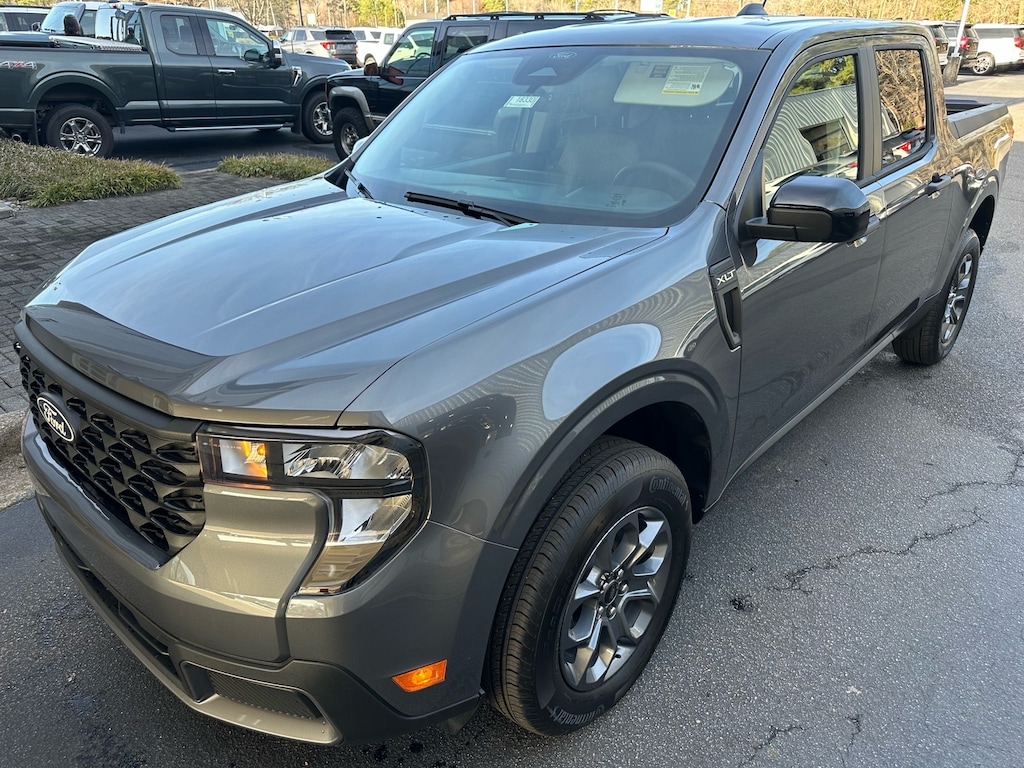 New 2026 Ford Maverick XLT AWD XLT SuperCrew 4.5 ft. SB