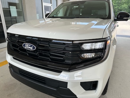 2027 Ford Expedition MAX XLT 4x4 Active  SUV