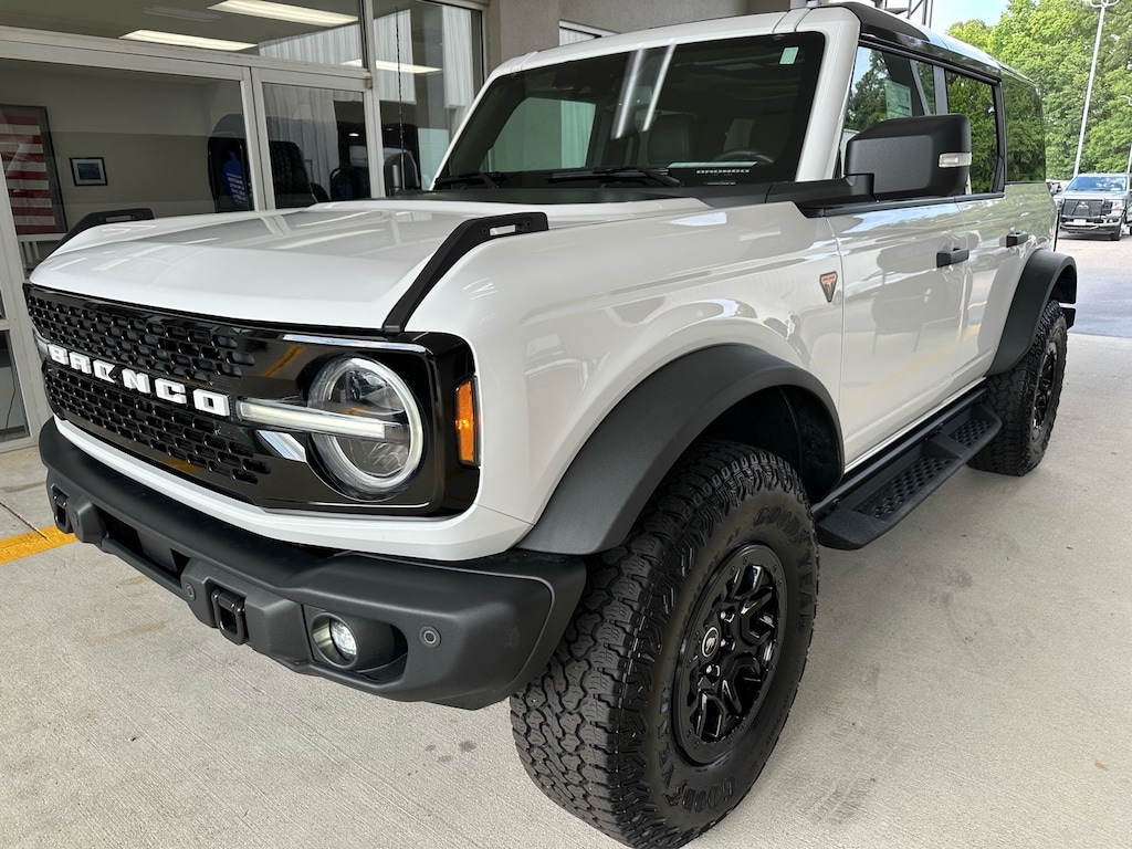 Certified 2025 Ford Bronco Badlands 4x4 Badlands SUV