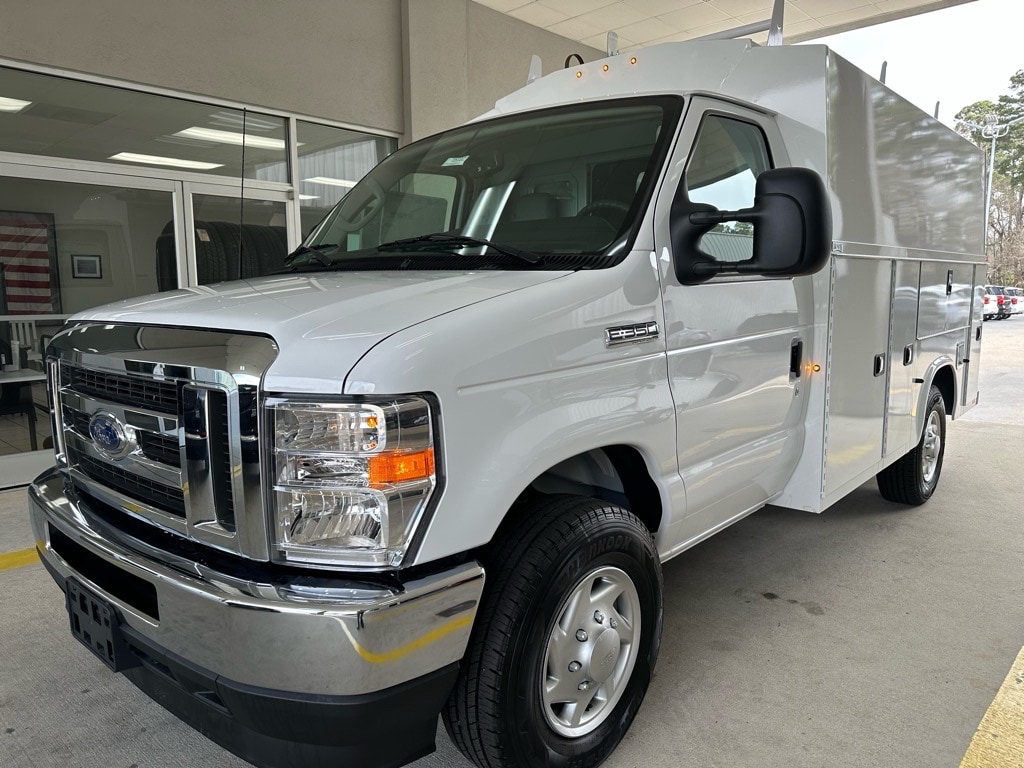 New 2025 Ford E-Series E-350 138-WB w/10.75-ft KUV Body E-350 138-WB w/10.75-ft KUV Body