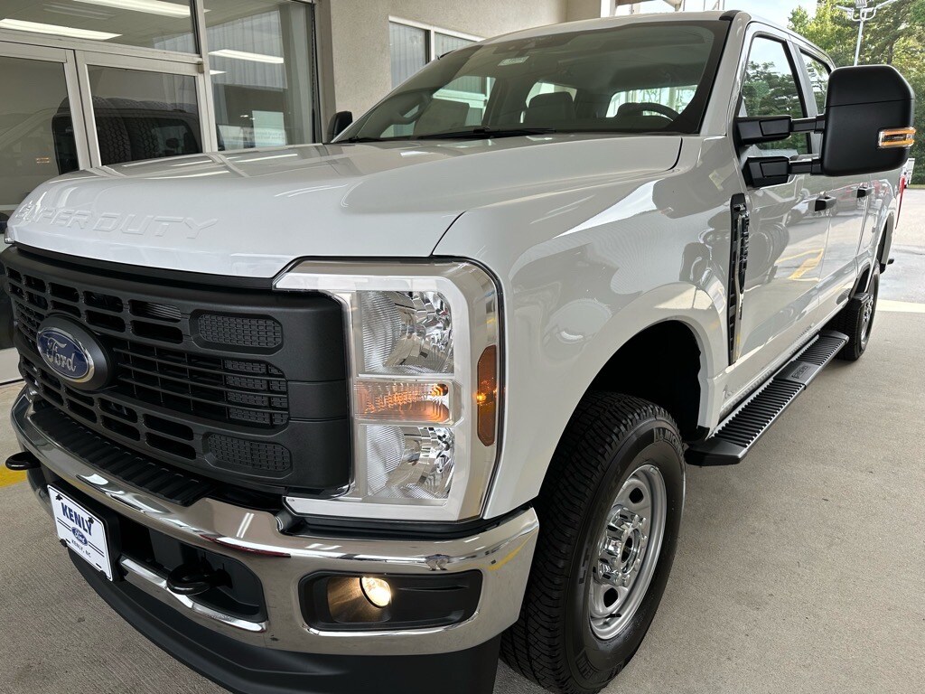New 2026 Ford F-250 Super Duty XL 4x4 XL Crew Cab 6.8 ft. SB Pickup
