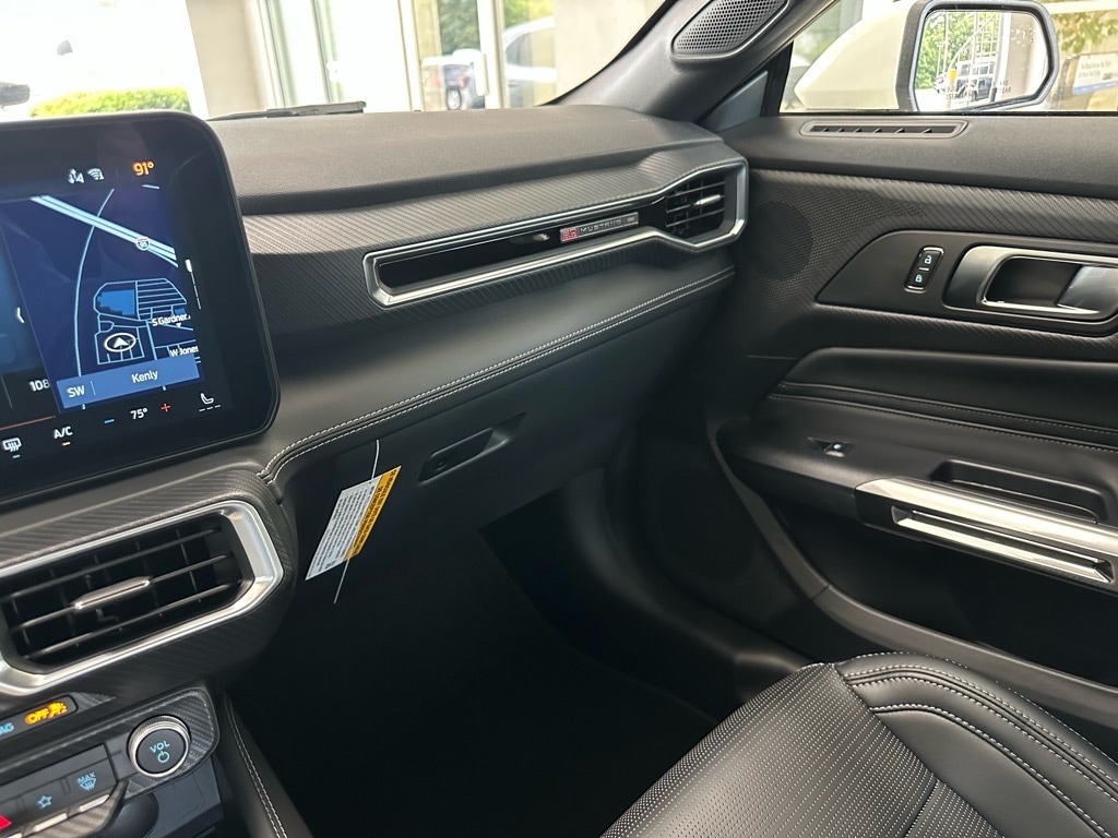 2025 Ford Mustang GT Premium Convertible - Photo 33