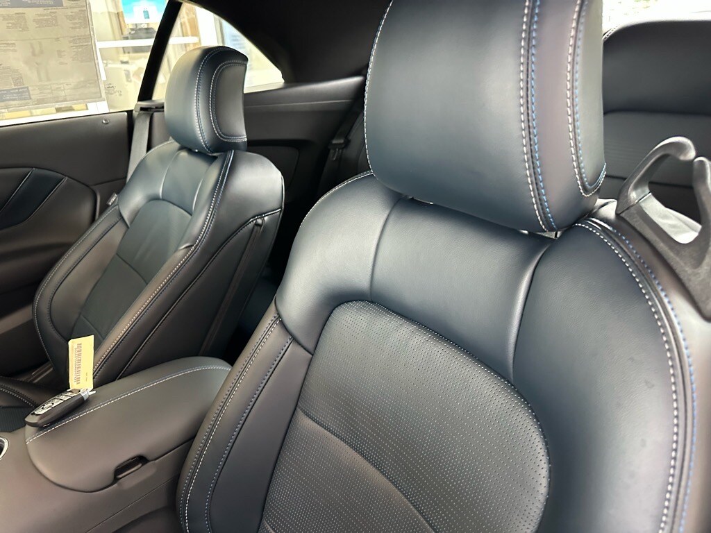 2025 Ford Mustang GT Premium Convertible - Photo 21