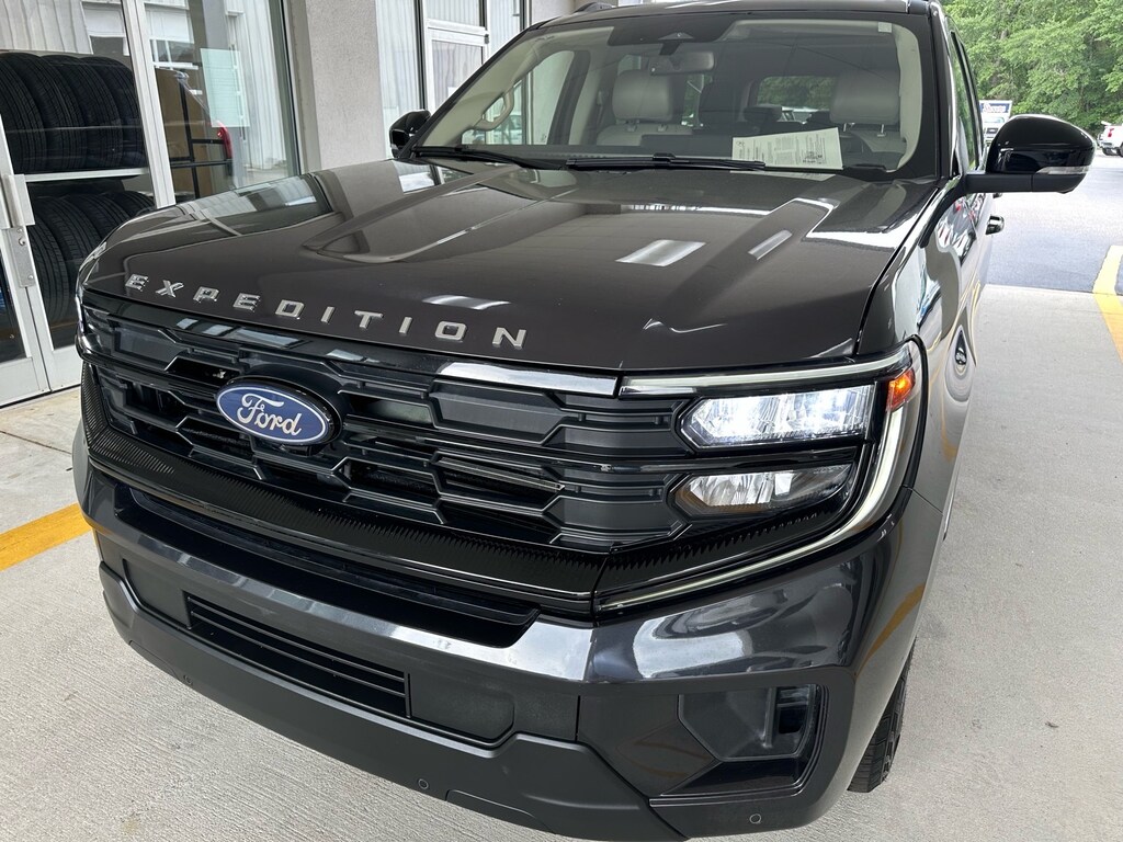 Certified 2025 Ford Expedition Active 4x4 Active SUV
