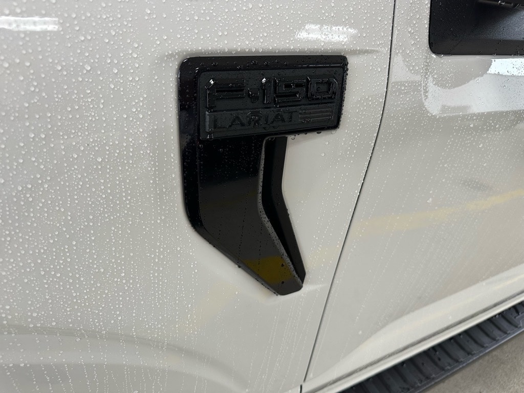 New 2025 Ford F-150 Lariat 4x4 Lariat SuperCrew 5.5 ft. SB