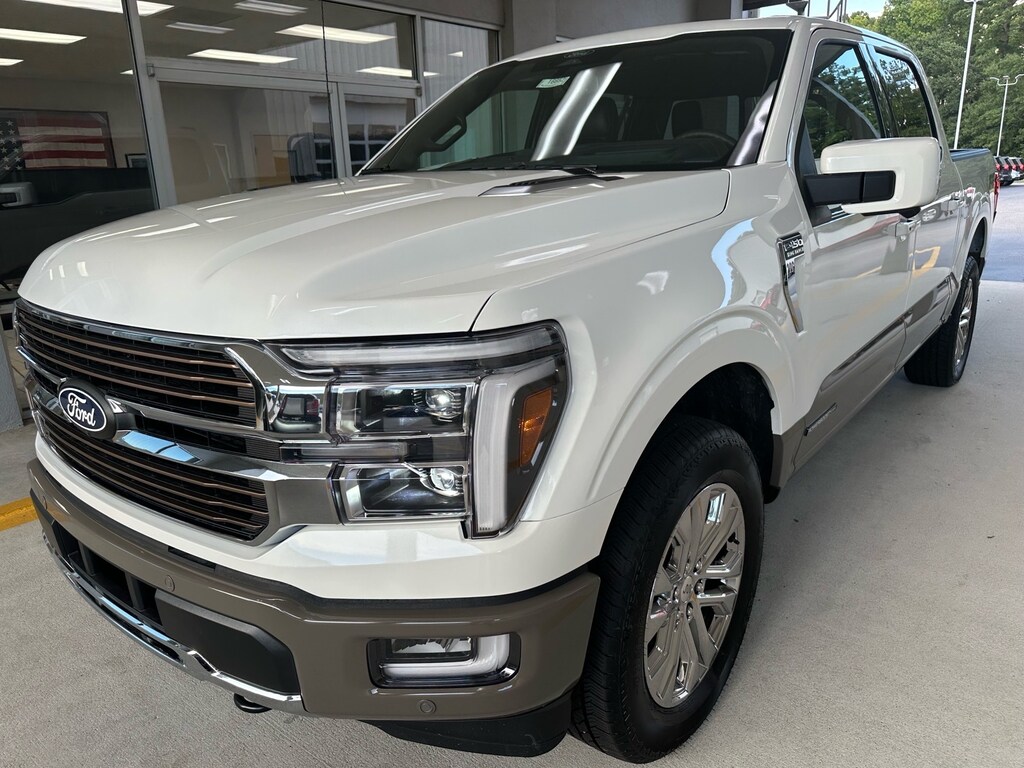 New 2026 Ford F-150 King Ranch 4x4 King Ranch SuperCrew 5.5 ft. SB
